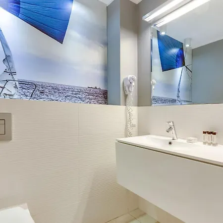 Economy Dom & House Apartments By The River In Gdansk With Pool, Sauna And Gym Exterior photo