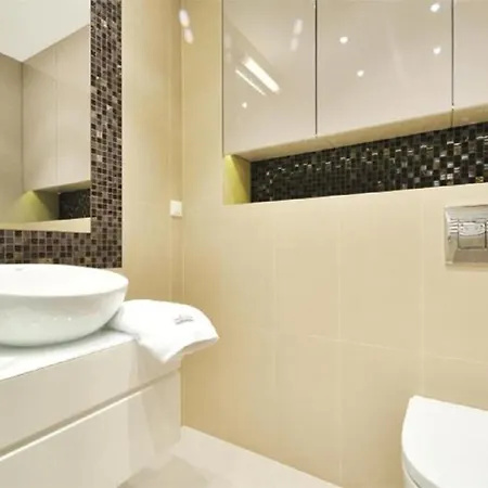 Economy Dom & House Apartments By The River In Gdansk With Pool, Sauna And Gym Exterior photo