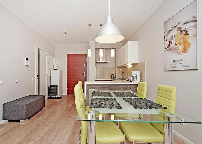 Economy Dom & House Apartments By The River In Gdansk With Pool, Sauna And Gym