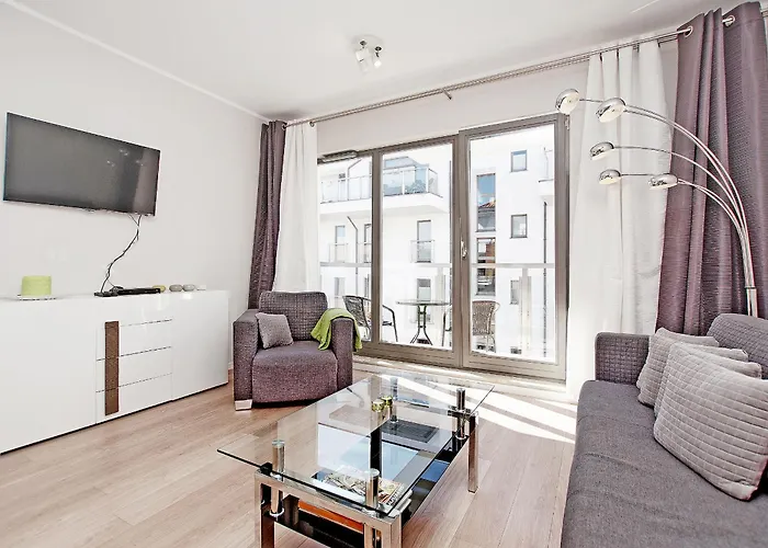 Economy Dom & House Apartments By The River In Gdansk With Pool, Sauna And Gym