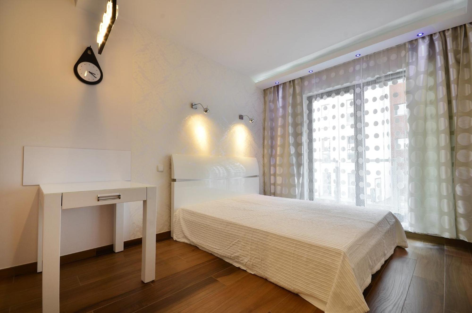 Economy Dom & House By The River In With Pool, Sauna And Gym Apartment *