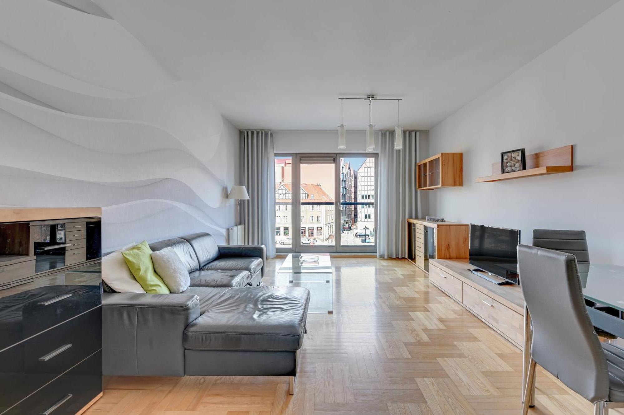 Apartment Economy Dom & House By The River In With Pool, Sauna And Gym