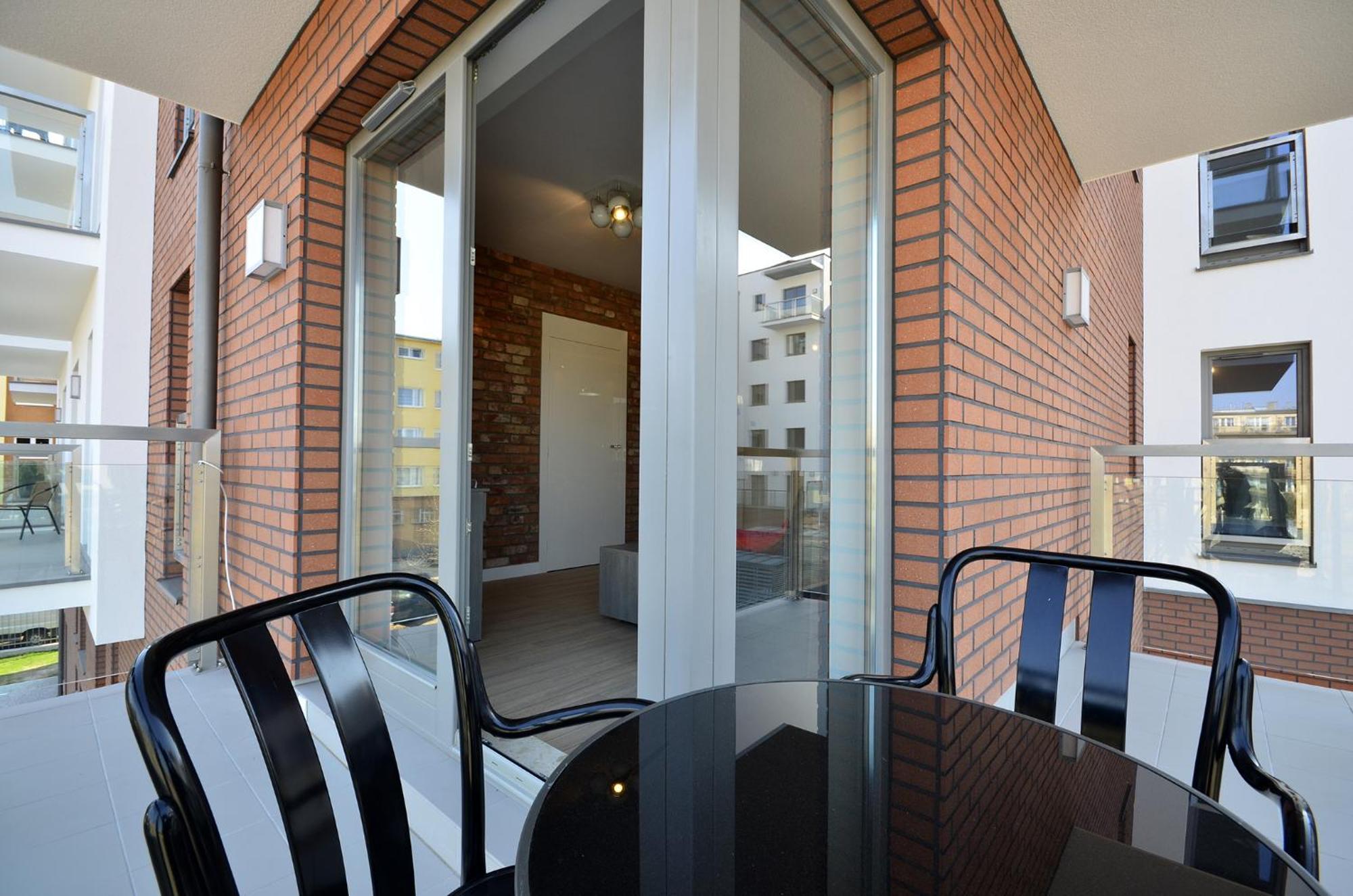 Apartment Economy Dom & House By The River In With Pool, Sauna And Gym