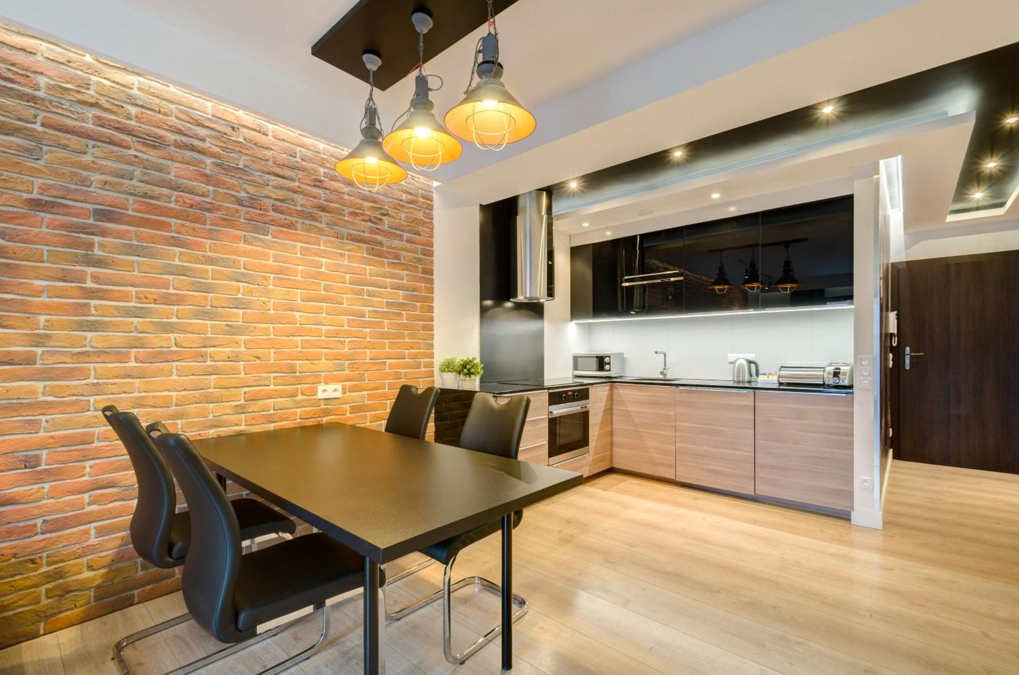 Apartment Economy Dom & House By The River In With Pool, Sauna And Gym Gdansk